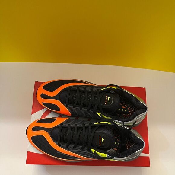 Nike Air Tuned Max Volt Total Orange 2022 - Picture 8 of 11